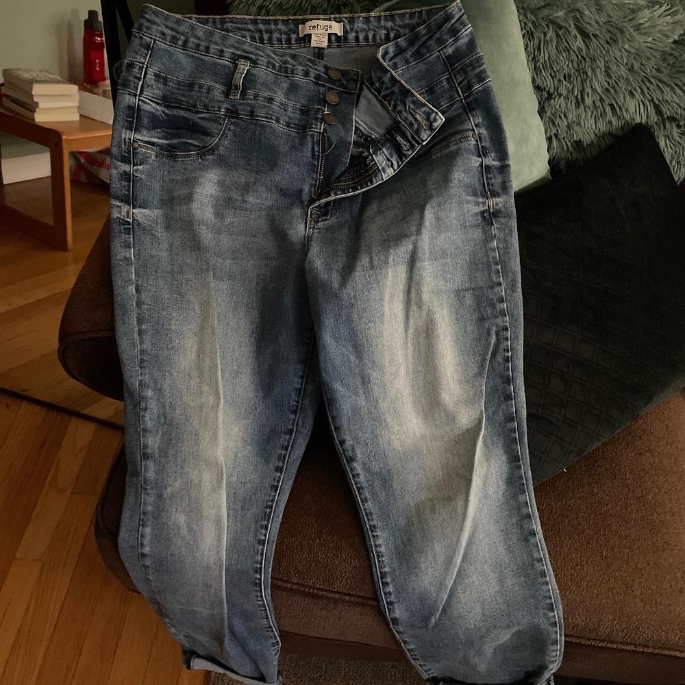 High Wasted Jeans/Jeggings